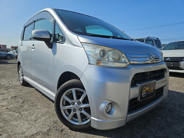 ダイハツ ムーヴカスタム 