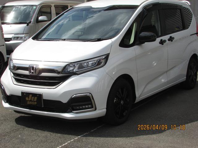 フリード 1.5 G ブラックスタイル Gブラックスタイル スマートキー 両側パワースライ...