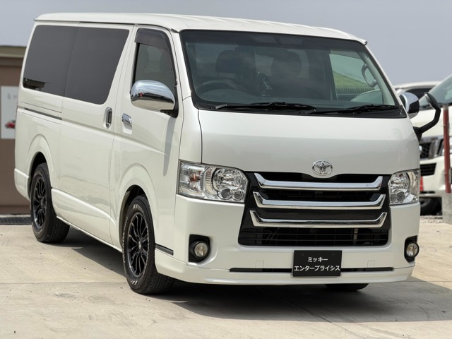 トヨタ ハイエースバン 