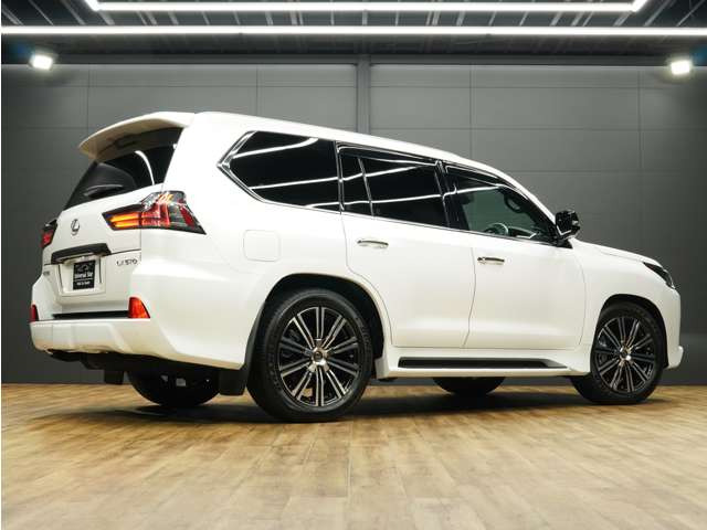 レクサス LX 570 ブラック シークエンス 4WD 令和3年最終後期モデル