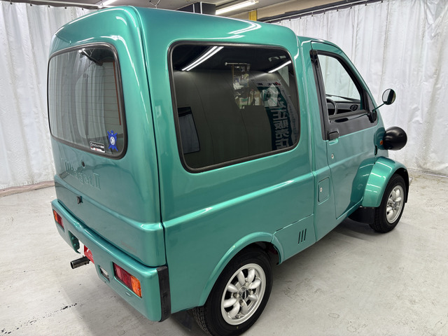 ⭐︎ダイハツ ミゼットⅡ カーゴ リア 内張り 左右ペパーミントグリーン⭐︎ ダイハツ ミゼットII カーゴ ⭐︎ダイハツ ミゼットⅡ リア 内張り D