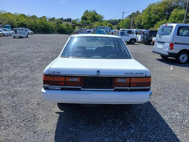 トヨタ カムリ 2.0 ZX オートマ の中古車詳細 (181,000km, ホワイト