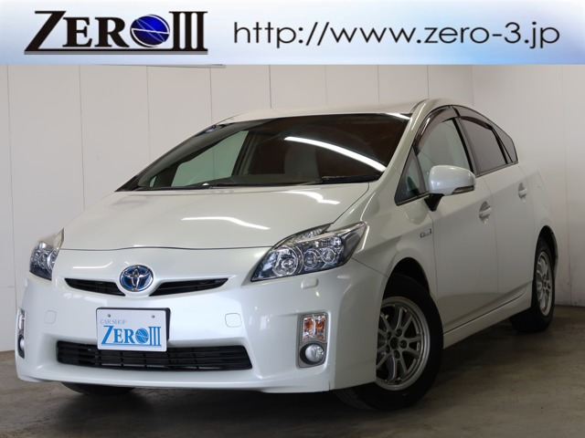 トヨタ プリウス 