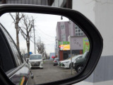 メーター不正や修復歴の有無、キズやサビ等細かくチェックしてから店頭に並んでおりますので、安心して購入頂けると考えております。