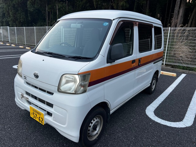 トヨタ ピクシスバン 