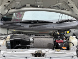 エンジンルームもとてもキレイで機関良好です。