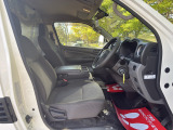 買ったばかりの愛車、ずっときれいにしていたいですよね!ご購入いただいたお車を綺麗な状態に保てるよう、コーティングなどのオプションもご用意しております。詳しくは店舗までお問い合わせください♪