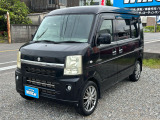 車内もキレイで嫌な臭いもありませんご納車後の臭いが付きにくくなる「ドクターバズーカー」もご用意しております。愛車を大切に乗って頂く、お子様がいらっしゃるお客様にご好評いただいております。