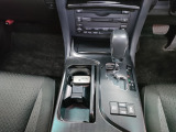 【全国納車OK】 現車をご覧になれないお客様でも、安心してお車をご購入いただける環境を整えております。 色々な角度から撮影したたくさんの画像など豊富な資料送りいたしております。