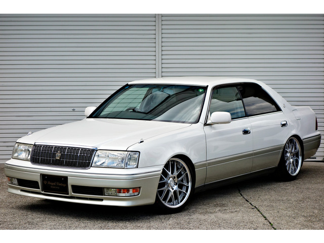 トヨタ クラウン 2.5 ロイヤルサルーン 新品WORK18インチアルミ 新品車
