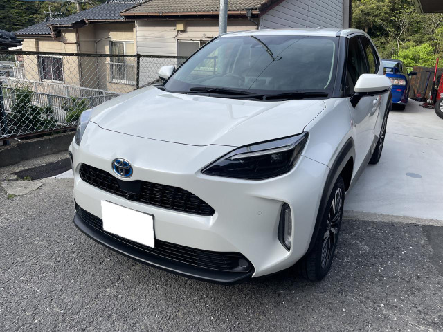 ヤリスクロス 1.5 ハイブリッド Z E-Four 4WD 新車から丁寧に乗られてきた一台です