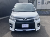 ヴォクシー 2.0 ZS 煌 車検整備2年付