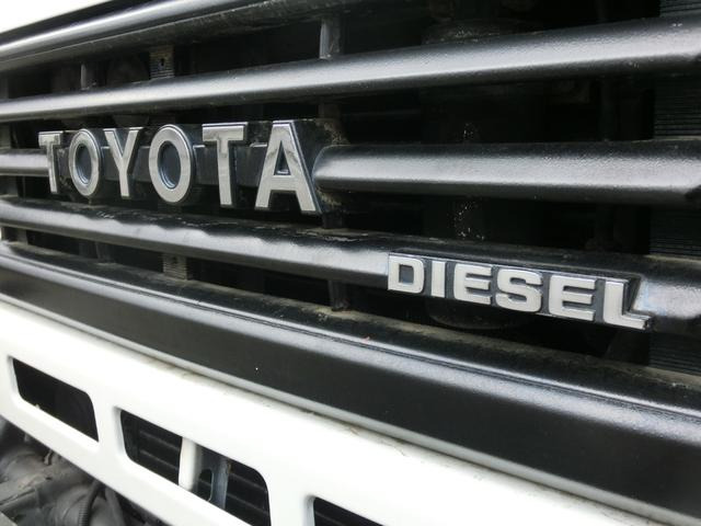 トヨタ ランドクルーザー70 4.2 ZX ディーゼル 4WD 前後デフロック