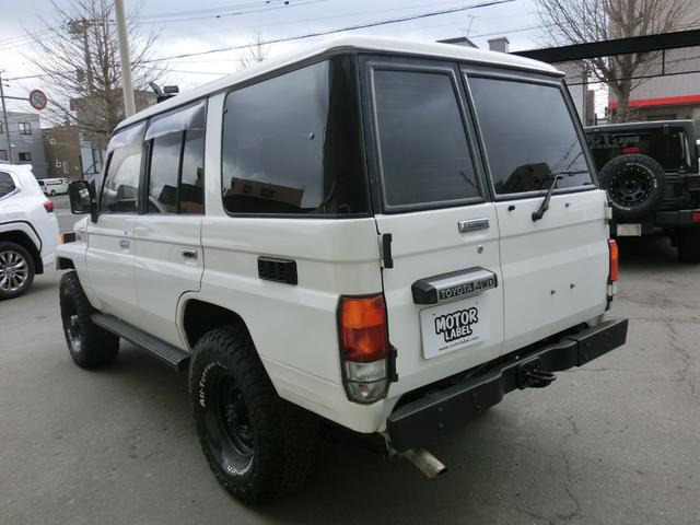 トヨタ ランドクルーザー70 4.2 ZX ディーゼル 4WD 前後デフロック