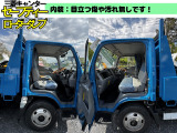 内装:目立つ傷や汚れ無しです。