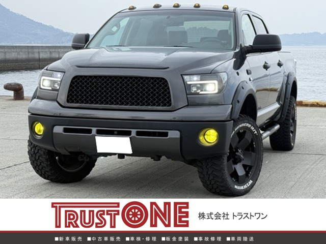 タンドラ  クルーマックス フロントモニター