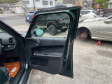 程度が悪い車が安いのは当たり前です。当店はコストを安く!薄利多売価格設定でお客様が良質安価な車両に出会える事にこだわっております。少し年式が古くても程度の良い車両は沢山あります!