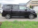 ヴォクシー 2.0 ZS 4WD ナビ ETC アルミ