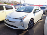 トヨタ プリウス