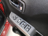 【展示車両について】 低価格を実現するため、微細な傷などは修理せずに展示している場合がございます。できるだけご説明させて頂くようにしておりますが、ご不安な方はスタッフまでお尋ねください。