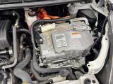 【自社整備工場完備】 自社整備工場を完備しており、納車前は徹底整備後お渡しとなります。自社工場だからこそ時間をかけれる。自社工場だからこそきめ細かい整備を。自社工場だからこそ出来る事があります。