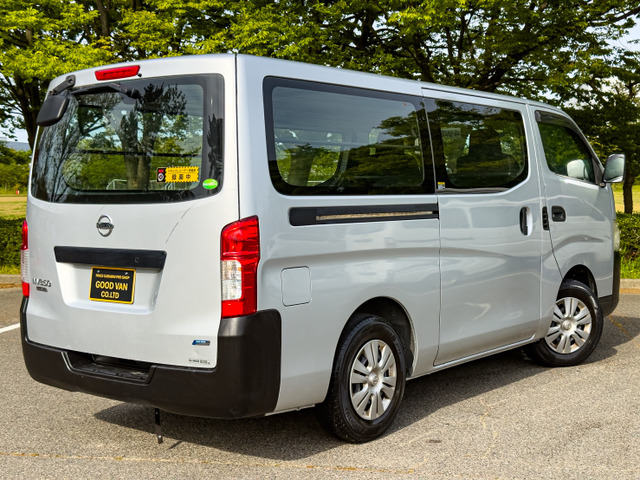 日産 NV350キャラバン 2.5 DX ロング ディーゼル 4WD ETC ナビ 
