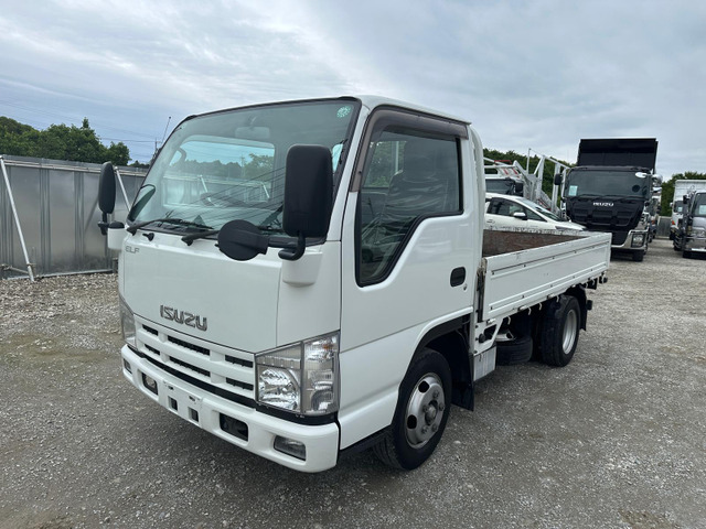 エルフ  4ナンバー 2t車 3ペダルマニュアル