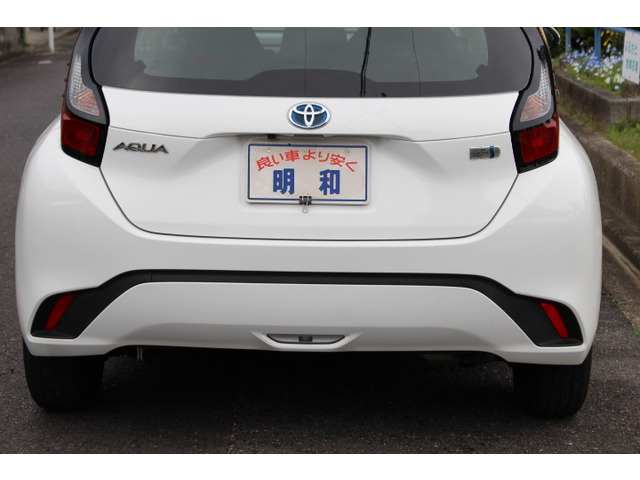 トヨタ アクア 1.5 B 車検9年1月/軽快さ/充実安全装備!! の中古車詳細