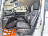 車内は嫌な臭いや気になる汚れも無くクリーン。車内がキレイだと気持ち良く運転が出来ますよね!
