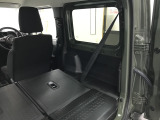 【自社整備工場完備】 自社整備工場を完備しており、納車前は徹底整備後お渡しとなります。自社工場だからこそ時間をかけれる。自社工場だからこそきめ細かい整備を。自社工場だからこそ出来る事があります。