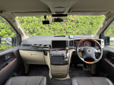 エルグランド 2.5 V エアロ 車高調/20インチ/ガナドールマフラー