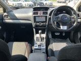運転席&インパネ回り 1.6はレギュラーガソリン仕様です。