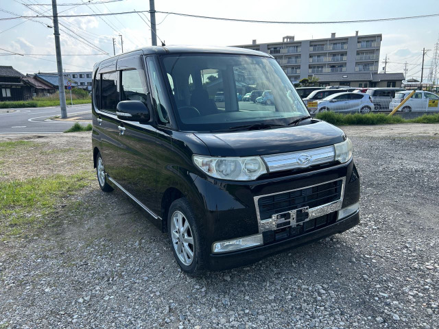 ダイハツ タントカスタム X ☆車検2年付ナビ付☆ の中古車詳細
