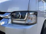 【メーカーオプション】BI-BEAM LEDヘッドライト+88,000円(税込/車両価格に含まれております)