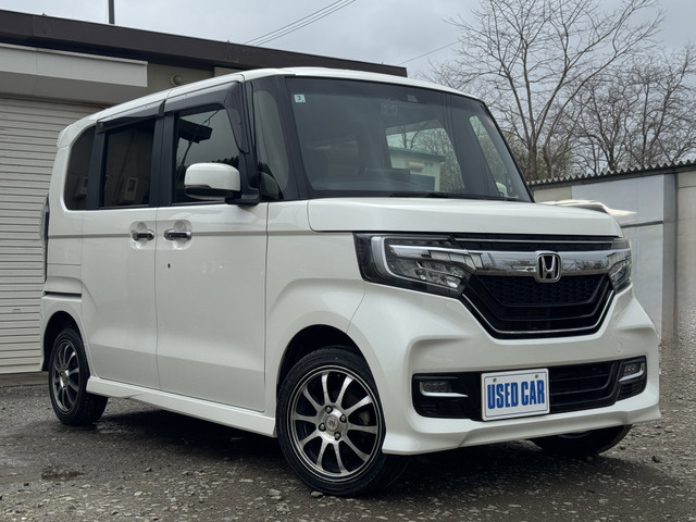 ホンダ N-BOXカスタム 