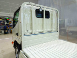 荷台内寸:312&times;160&times;38 三方開 スチールボディ 左右アオリ上部プロテクター 鳥居作業灯1個 アーム式PG/600kg付