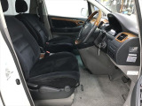 【展示車両について】 低価格を実現するため、微細な傷などは修理せずに展示している場合がございます。できるだけご説明させて頂くようにしておりますが、ご不安な方はスタッフまでお尋ねください。