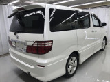 【全国納車OK】 現車をご覧になれないお客様でも、安心してお車をご購入いただける環境を整えております。 色々な角度から撮影したたくさんの画像など豊富な資料送りいたしております。