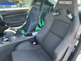助手席もレカロシート。こちらは運転席とは違いセミバケットシート