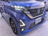 LEDヘッドライトなので明るく光り安全面もUP!納車時にはヘッドライトも磨いて納車いたします!