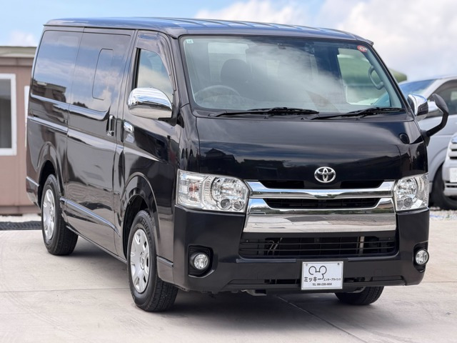 トヨタ ハイエースバン 
