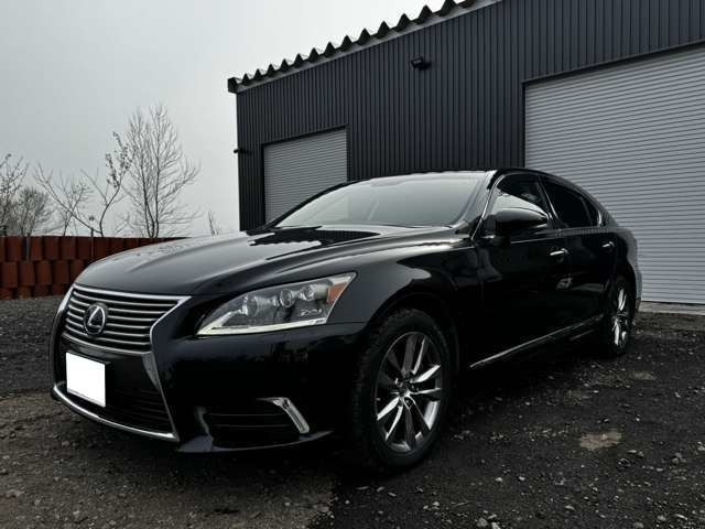 LS  600h バージョンL 4WD