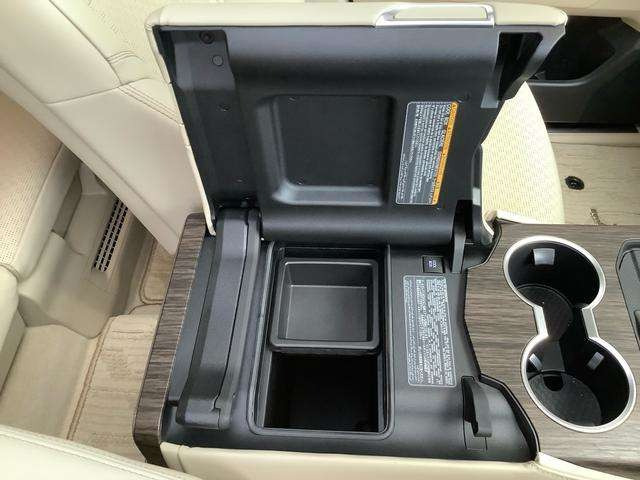 トヨタ ランドクルーザー300 3.5 ZX 4WD モデフルエアロ クールBOX 後