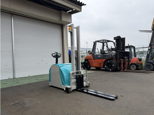 その他 トヨタL&F ウォーキー ウォーキーリフト 900キロ 1.5m の中古車
