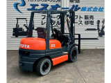 トヨタL&F エンジンフォークリフト 3.3M2.5t