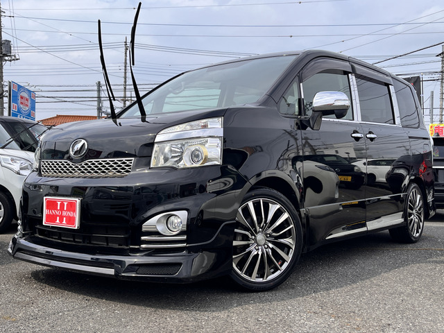 ヴォクシー2.0 ZS 煌Z8インチナビTV アドミレイション