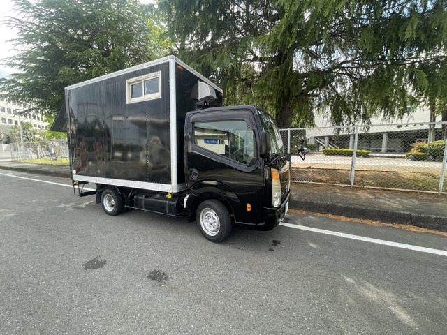 日産 アトラス 