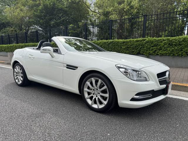 SLKクラス SLK200 ブルーエフィシェンシー トレンド レザーPKG レーダーセーフティーPKG
