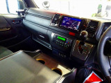 4WD オートAC PS PW SRS ABS キーフリー 左右電格ミラー/電動角度調整 社外メモリーナビ/バックカメラ連動/フルセグTV/DVD ETC バックモニター(パノラミックビューモニター)