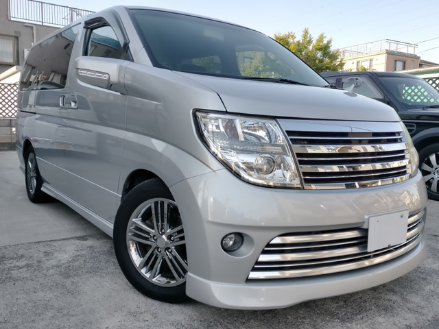 日産 エルグランド 